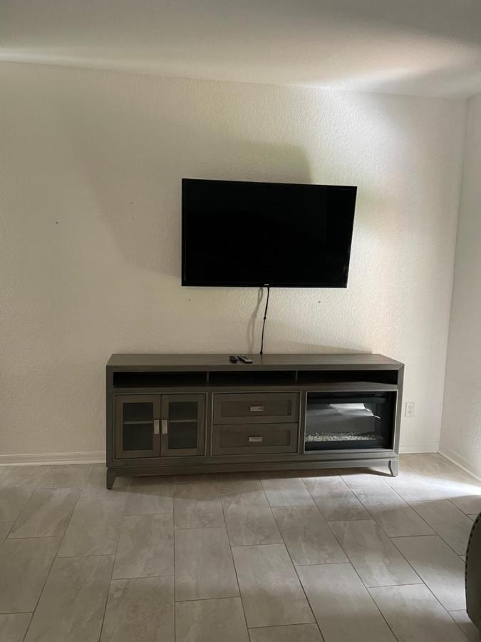 Serene Family Friendly Townhouse In The Wonderful Regal Palms ダベンポート エクステリア 写真