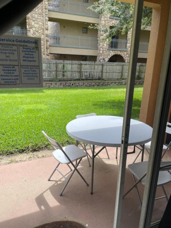 Serene Family Friendly Townhouse In The Wonderful Regal Palms ダベンポート エクステリア 写真