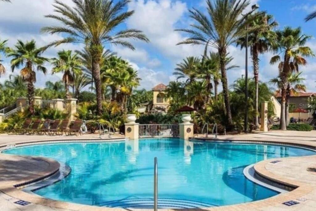 Serene Family Friendly Townhouse In The Wonderful Regal Palms ダベンポート エクステリア 写真