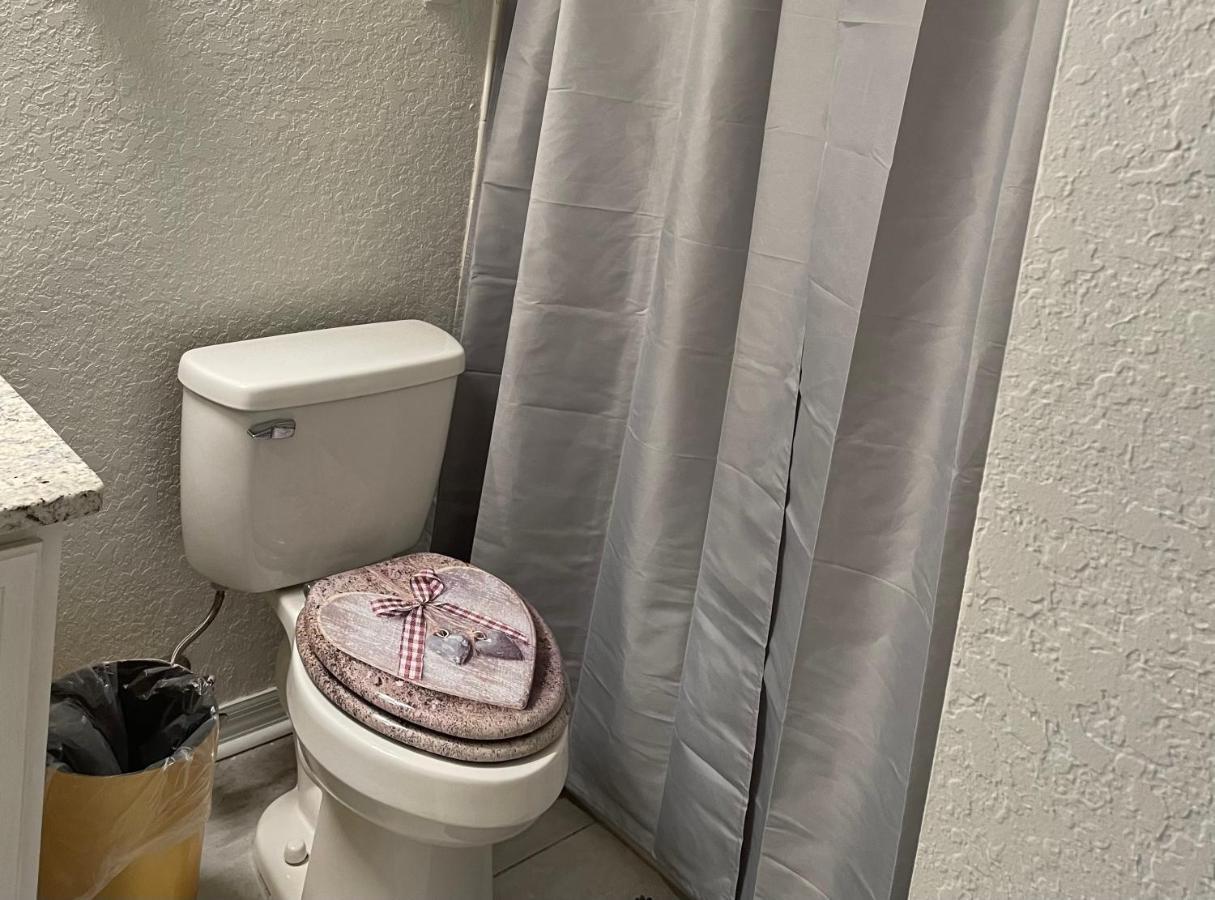 Serene Family Friendly Townhouse In The Wonderful Regal Palms ダベンポート エクステリア 写真