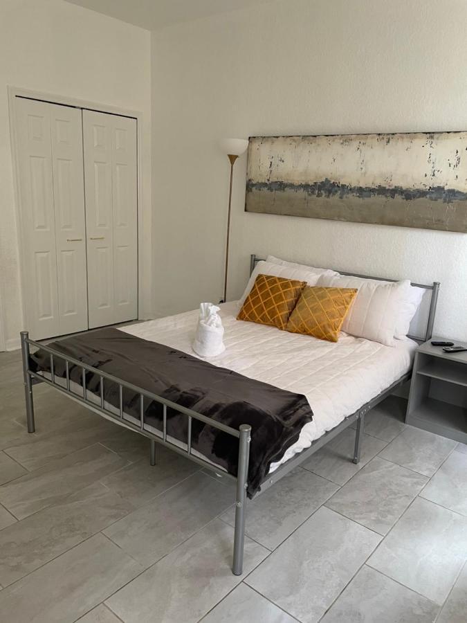 Serene Family Friendly Townhouse In The Wonderful Regal Palms ダベンポート エクステリア 写真