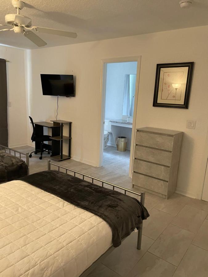 Serene Family Friendly Townhouse In The Wonderful Regal Palms ダベンポート エクステリア 写真